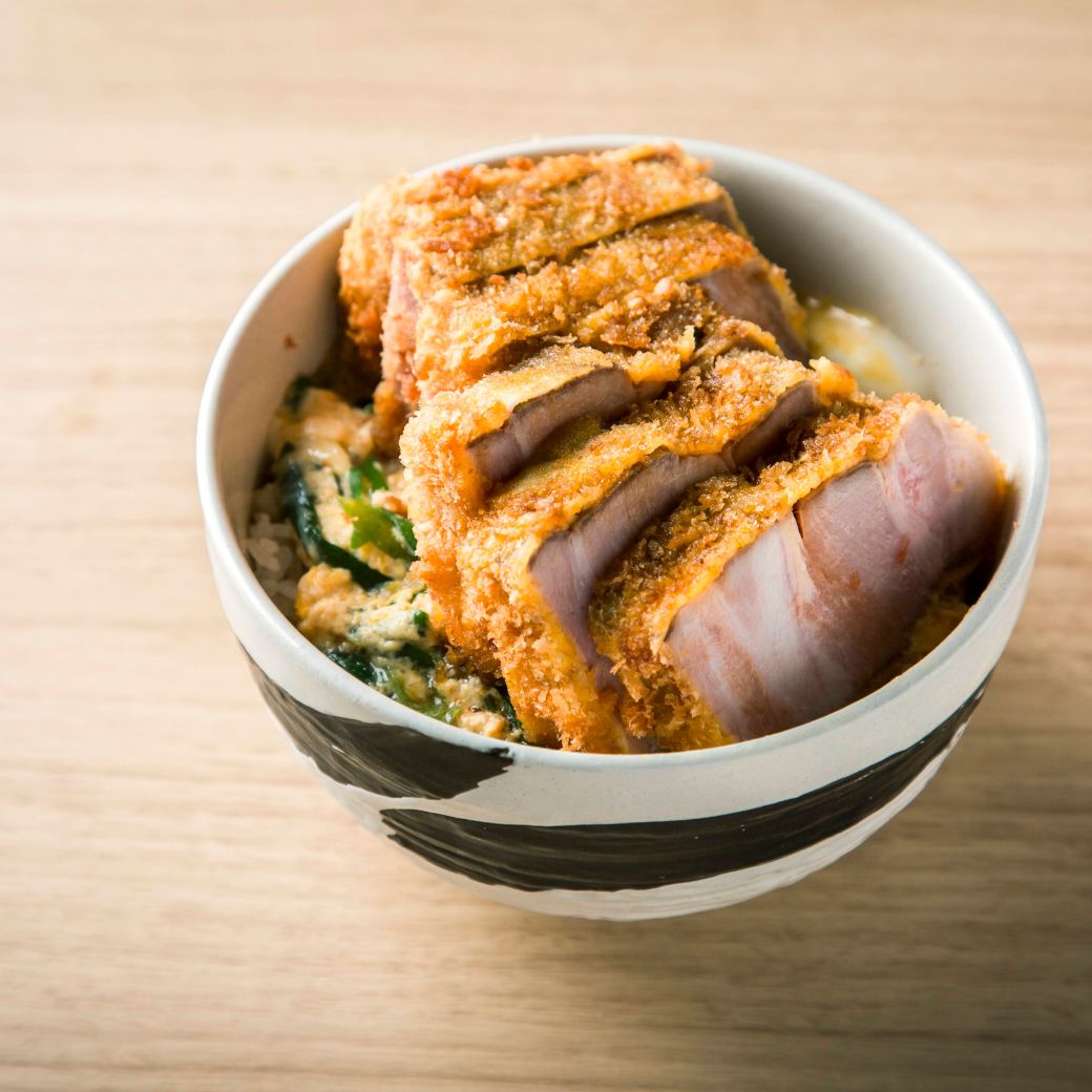【日本】分厚いカツ丼