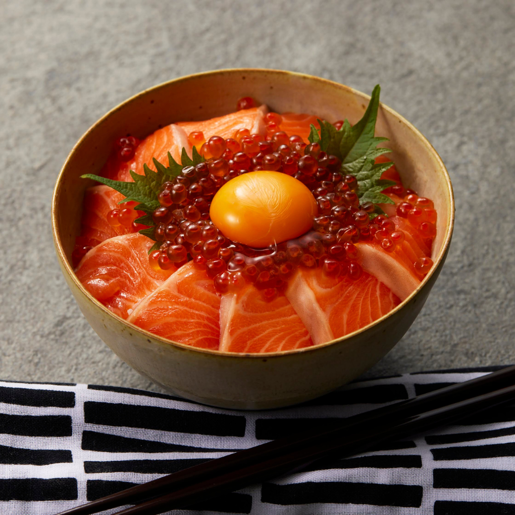 TY 3/28 [Jepang] Nasi mangkuk salmon dan telur salmon