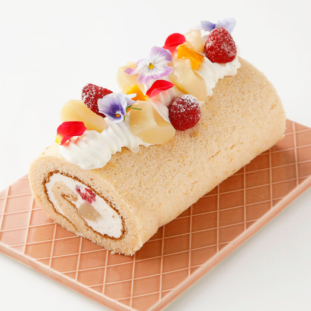 YM3/8　【製菓】フルールロールケーキ