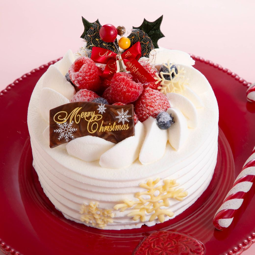 【たまごシェフクラブ】サンタイチゴのクリスマスホワイトケーキ