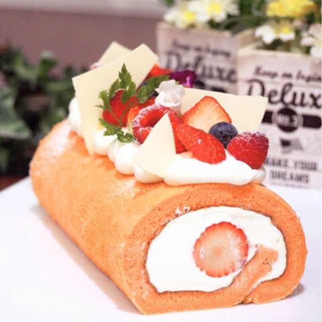 TY 3/7【製菓】米粉で作る苺のもちもちロールケーキ