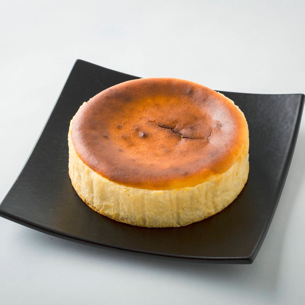 TY 5/10 【製菓】空気のような口溶け。「雲の上のレアチーズ」